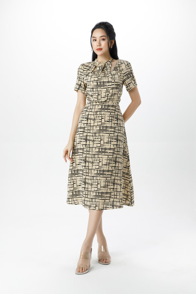 Đầm lụa cut-out