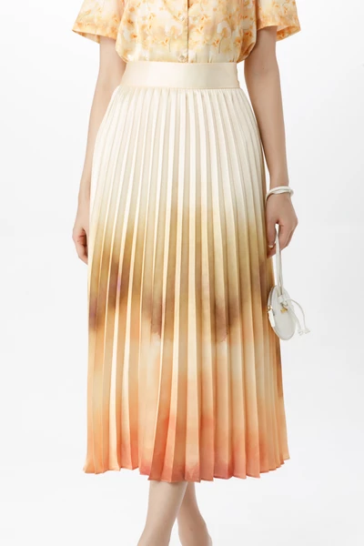 Ombré Skirt - Chân váy lụa xếp ly