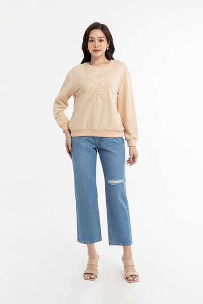 Quần jeans rách gối