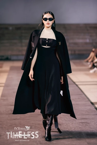 Gina Dress - Đầm xòe cut out