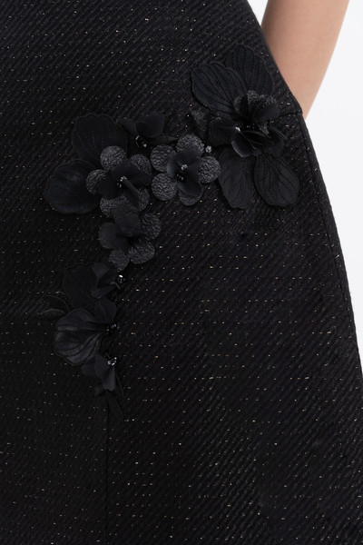 Áo tweed đính hoa nổi