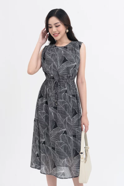 Đầm xòe thắt dây eo