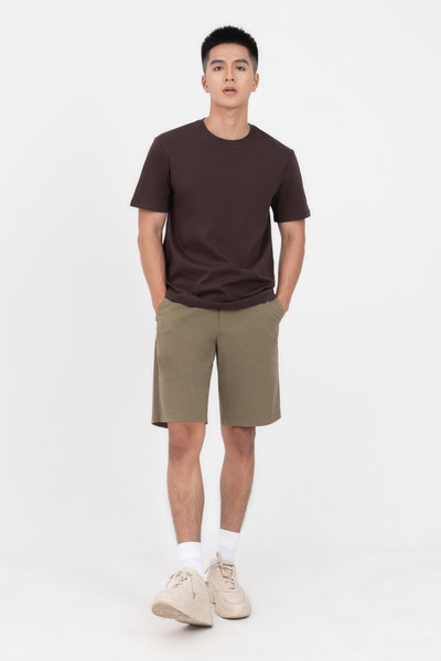 Quần shorts Khaki ngang gối