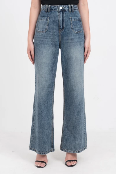 Quần jeans túi vuông