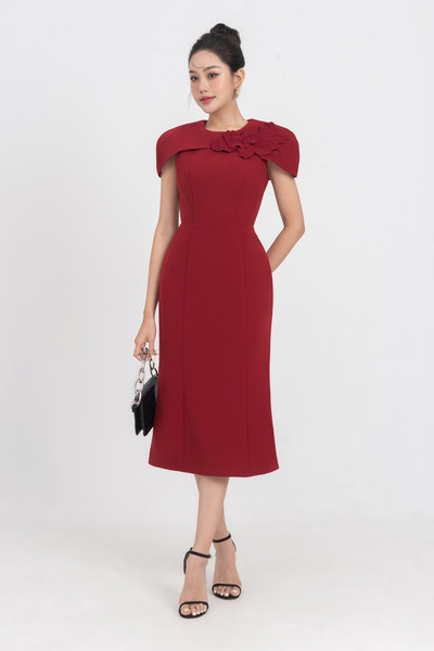 Almira Dress - Đầm đính hoa nổi tay cape