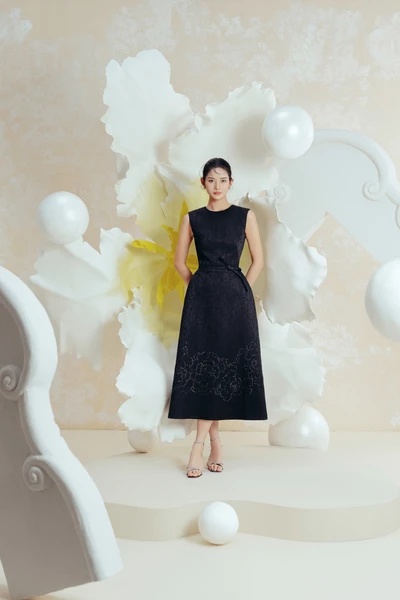 Ellen Dress - Đầm dạ hội khắc hoa