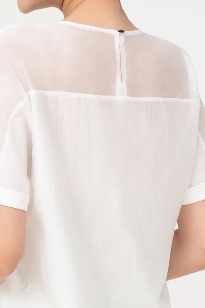 Áo lụa thêu chữ dáng suông