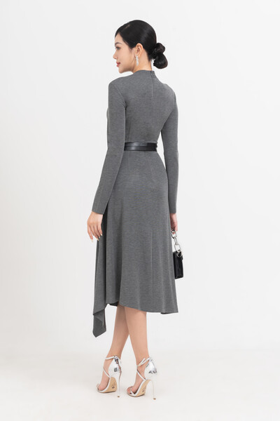 Crepe Dress - Đầm ôm tạo kiểu