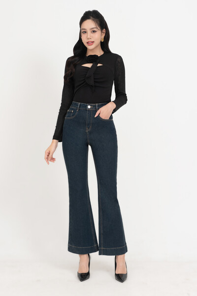 Quần jeans ống loe