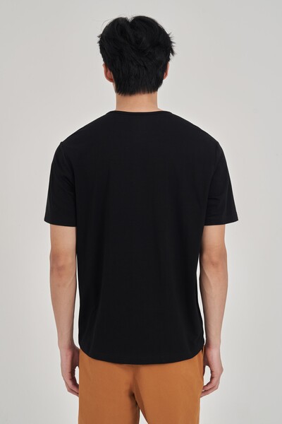 Áo thun Regular Cotton cổ kiểu