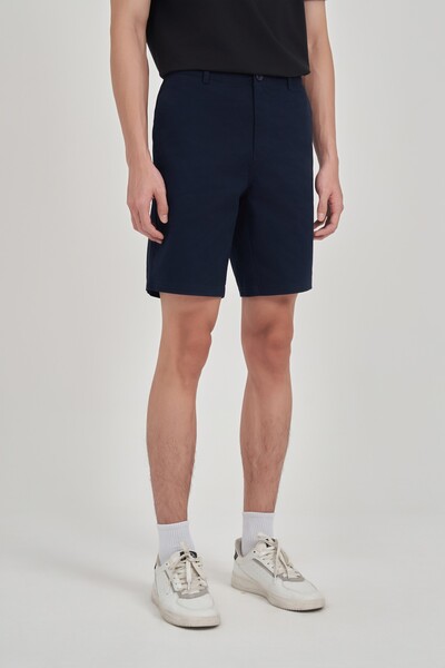 Quần shorts Khaki Slim fit