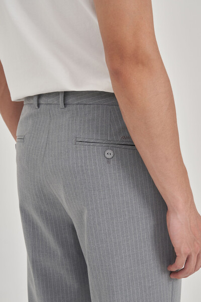 Quần kẻ Tuysi Slim Fit