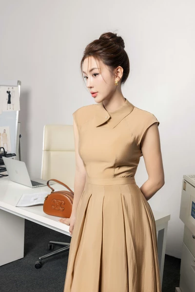 Elene Dress - Đầm lụa xòe xếp ly