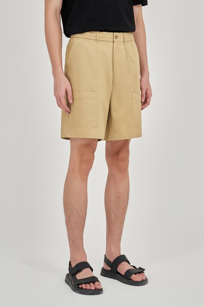 Quần shorts Khaki Regular túi hộp
