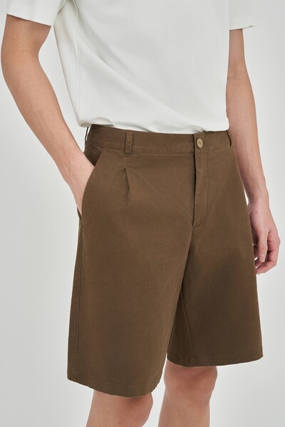 Quần shorts Khaki Point Man