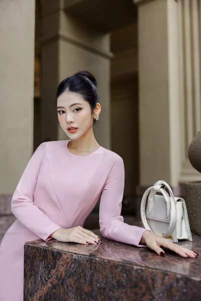 Đầm xếp ôm Luxury