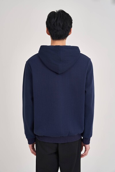 Áo Hoodie chữ M