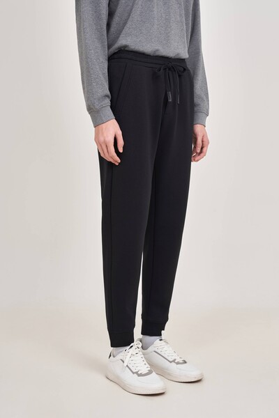 Quần nỉ Jogger Slim