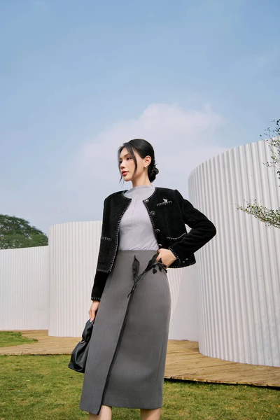 Lealia Blazer - Áo blazer nhung trơn