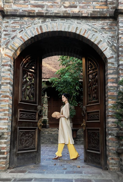 Quần áo dài Họa Y