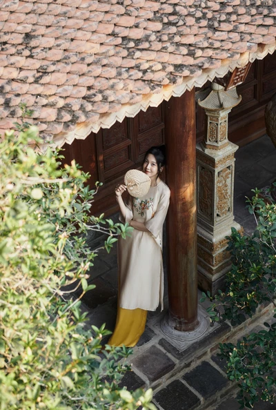 Quần áo dài Họa Y