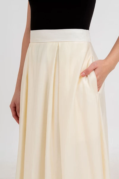 Spring Waltz Skirt - Chân váy lụa xếp ly