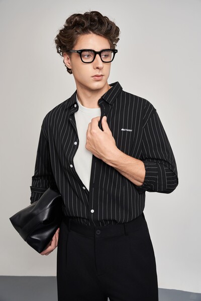 Áo sơ mi Regular kẻ sọc MS 17D4168