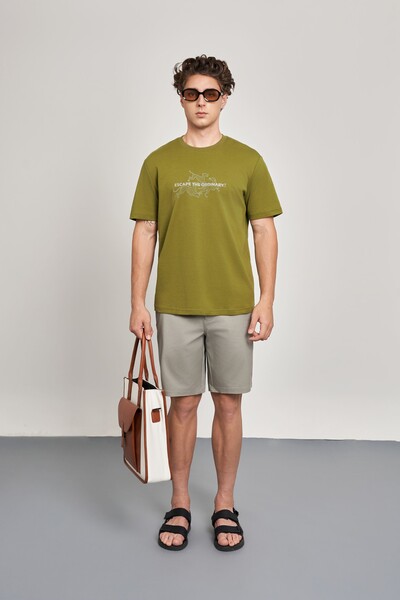 Quần shorts Khaki Slim fit