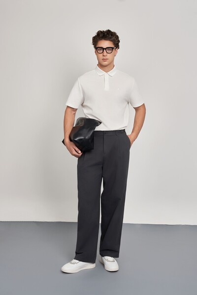 Quần dài Khaki Relaxed fit MS 22E4358