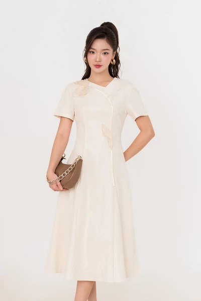 White Flare Dress - Đầm xòe Tuytsi