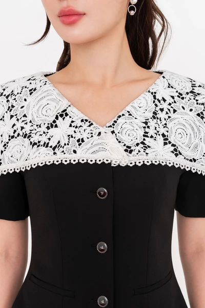 Ivory Grace Vest - Áo khoác phối ren