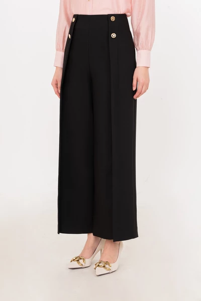 Quần suông xếp ly trước