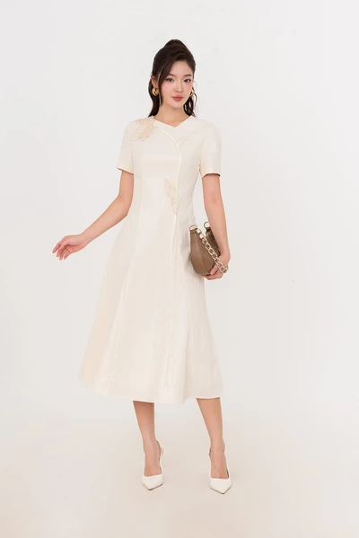 White Flare Dress - Đầm xòe Tuytsi
