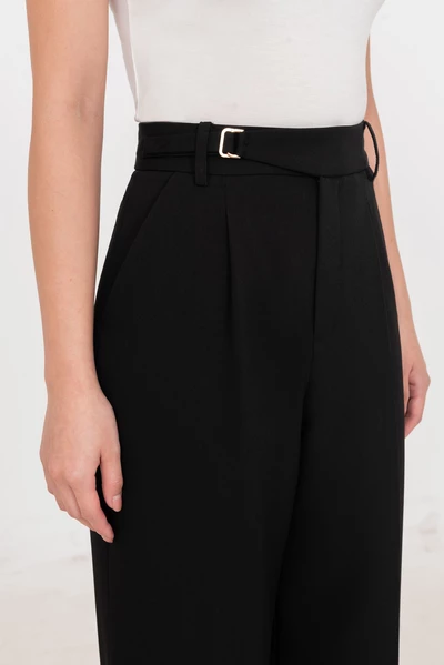 Citrus Wind Pants - Quần Tuytsi cách điệu