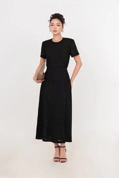 Lace Garden Top – Áo ren hoa tay ngắn