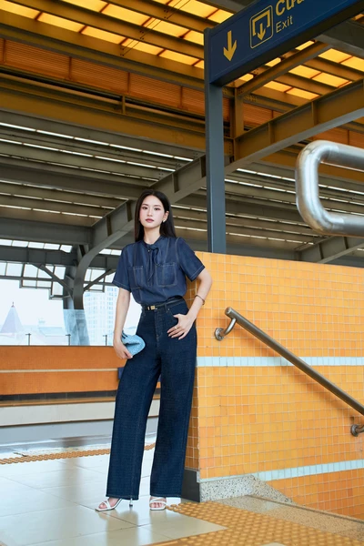Freedom Blue Jeans - Quần demin ống suông