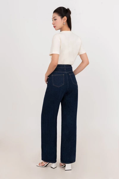 Floral Printed Tee – Áo thun họa tiết