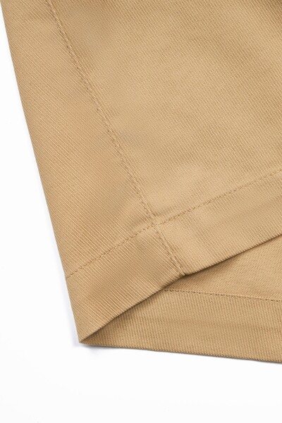 Quần shorts Regular ngang gối