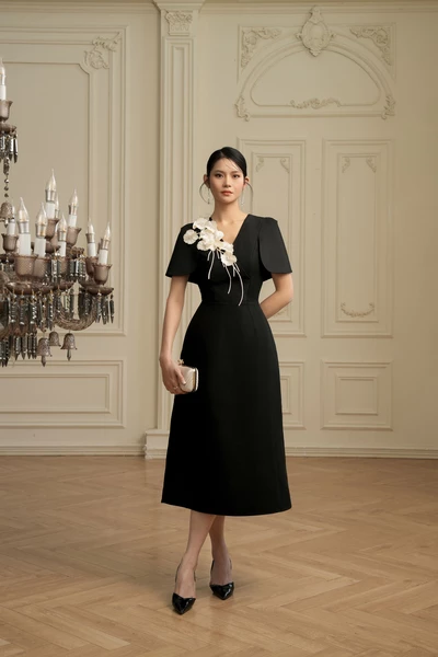 The Noir Bloom Dress - Đầm dạ hội