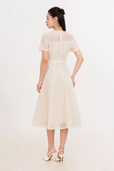 Ivory Lace Dress - Đầm ren đính hoa