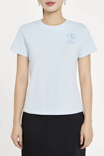 Blossom Accent Tee - Áo thun nữ