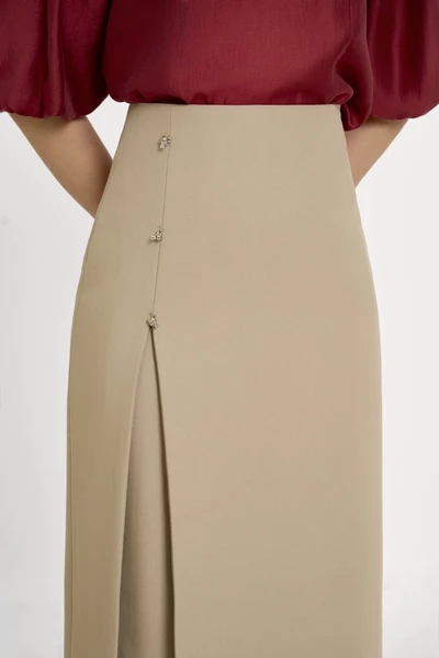 Beige Buttons Skirt - Chân váy A Tuytsi