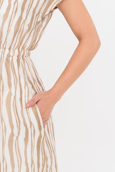 Pretty Flow Dress - Đầm lụa tay hến