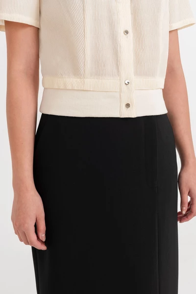 Minimal Line Shirt – Áo sơ mi