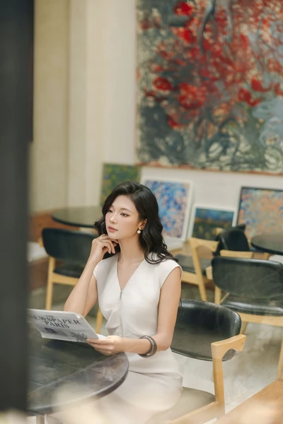 Detail Midi Dress – Đầm ôm tay hến