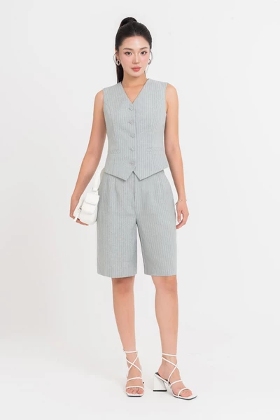 Urban Grace – Quần shorts lưng cao