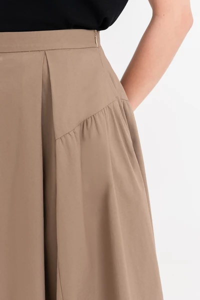 Chân váy khaki dáng xòe