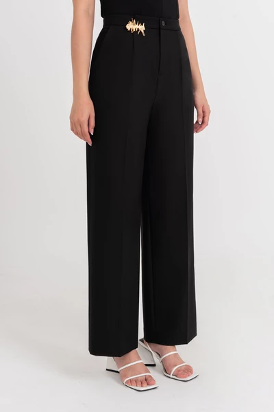 Charm Wide Pants – Quần Tuytsi ống đứng