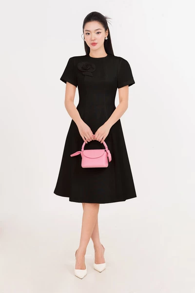 Flower Accent Dress - Đầm xòe Oganza