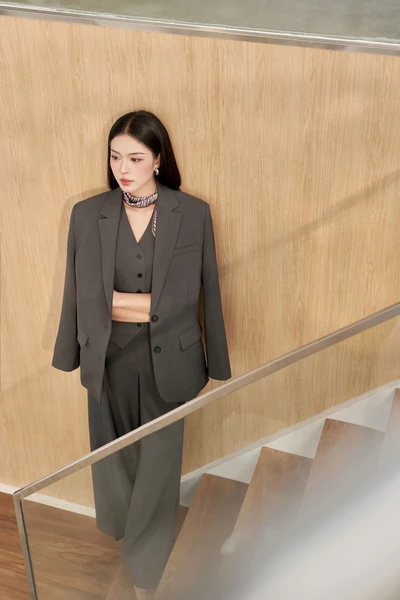 Áo Gile Urban Chic Ensemble